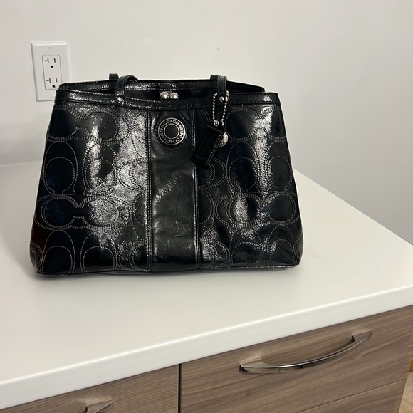 Coach pattent logo black - Picture 2 of 7